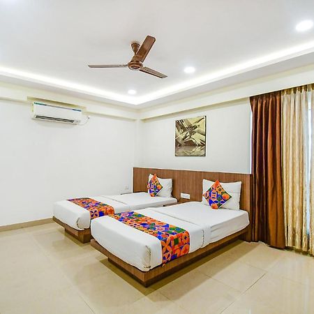 Fabhotel Kzar Select - 2Km From Park Street كولكاتا المظهر الخارجي الصورة