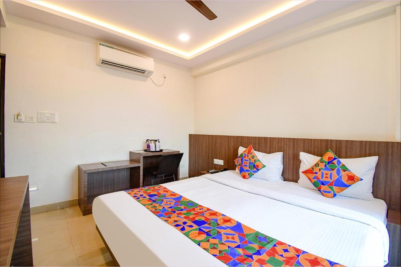 Fabhotel Kzar Select - 2Km From Park Street كولكاتا المظهر الخارجي الصورة