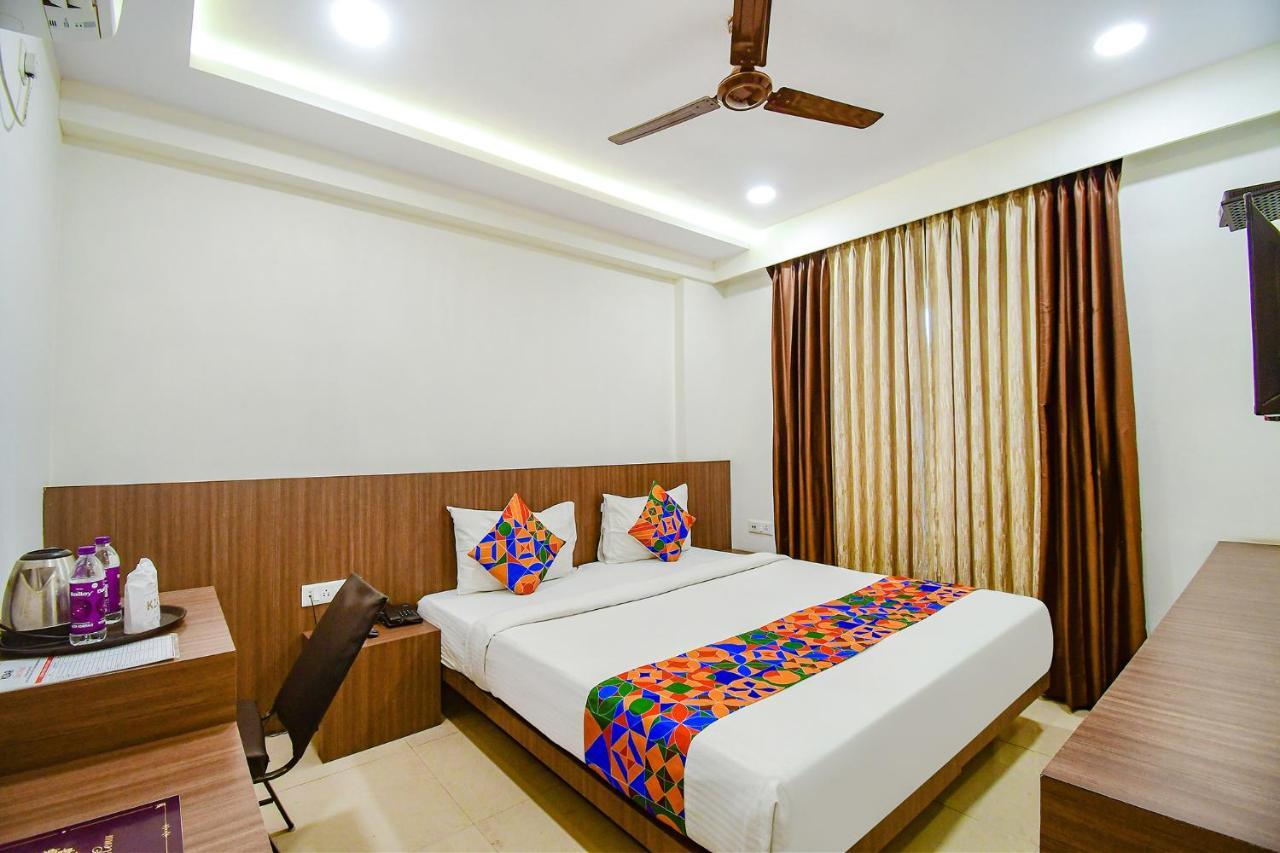Fabhotel Kzar Select - 2Km From Park Street كولكاتا المظهر الخارجي الصورة