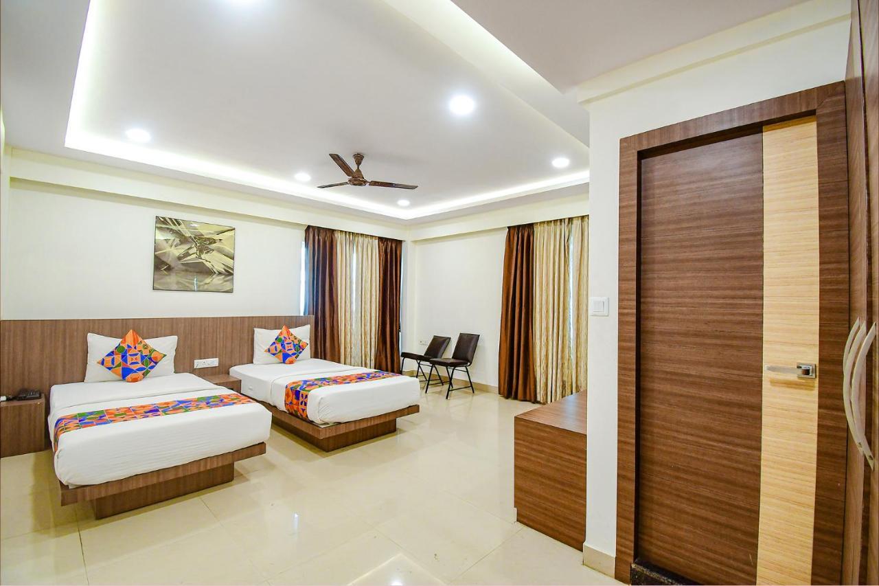 Fabhotel Kzar Select - 2Km From Park Street كولكاتا المظهر الخارجي الصورة