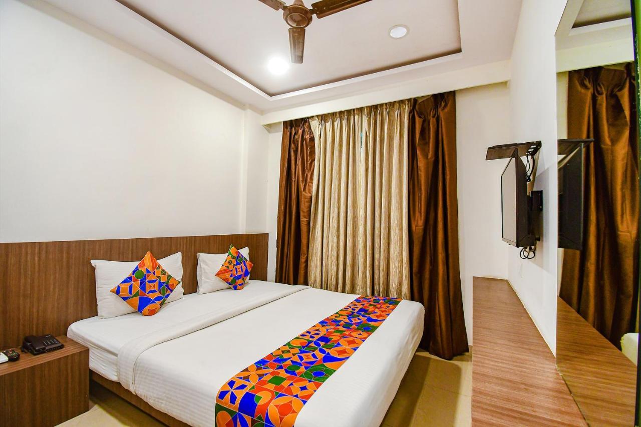 Fabhotel Kzar Select - 2Km From Park Street كولكاتا المظهر الخارجي الصورة